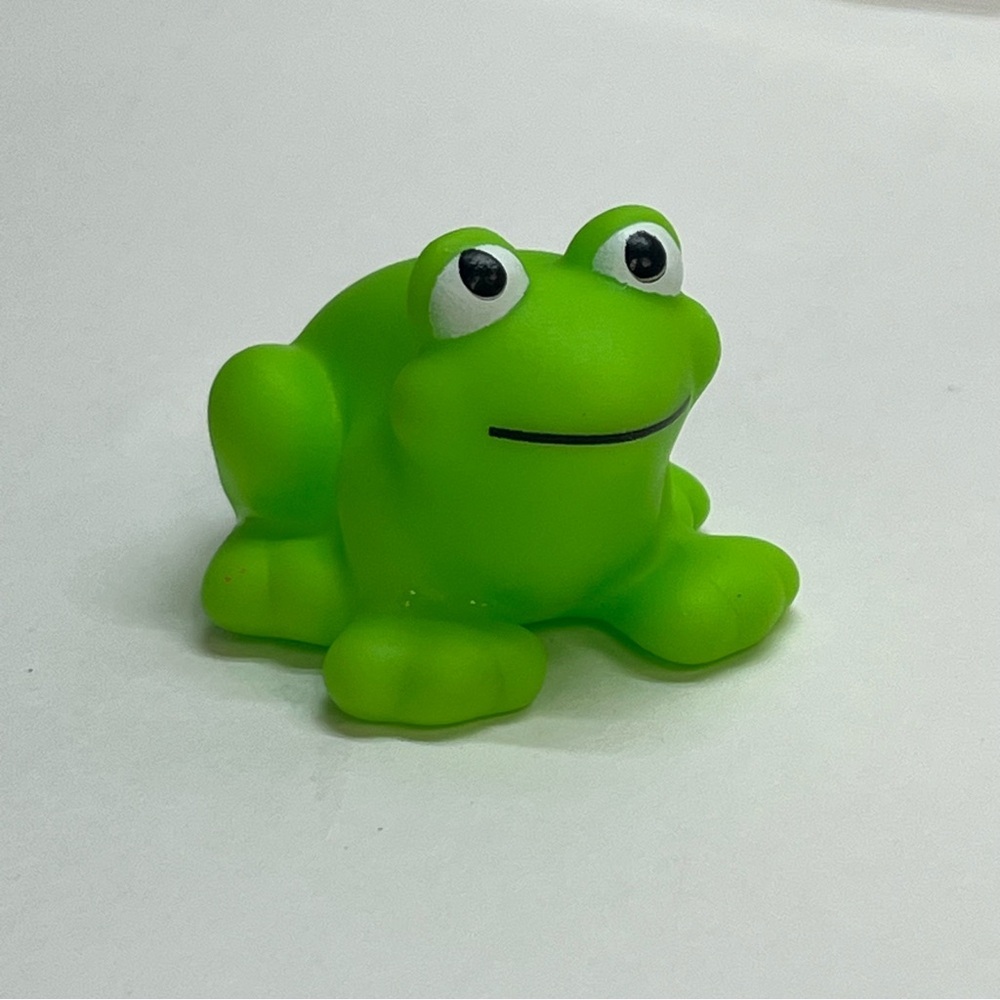green rubber from bath toy lightweight float‎ 1.5 inch